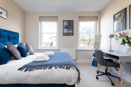 Central, Stunning 2 Bed Apartment With Parking! Cambridge  Ngoại thất bức ảnh